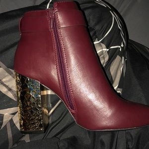 Heel boots